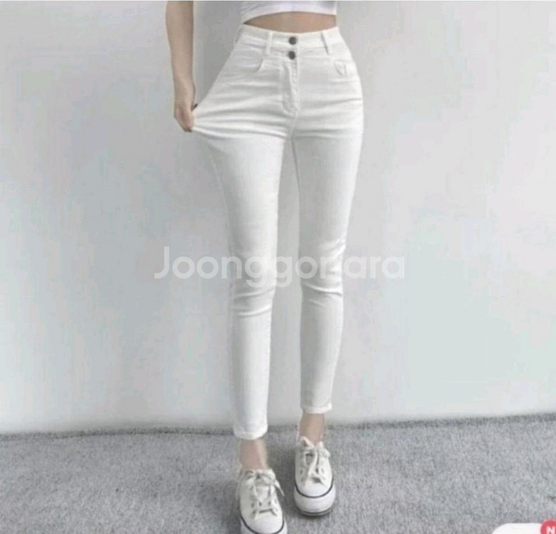 흰색 부츠컷바지 M--3