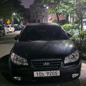 아반떼 HD 디젤 수동기어 입니다 치체는 무사고