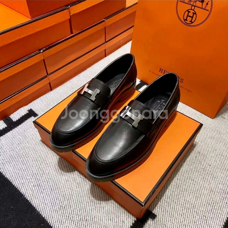 수제화 포브르 블랙 은장 H 로퍼 225-230--1