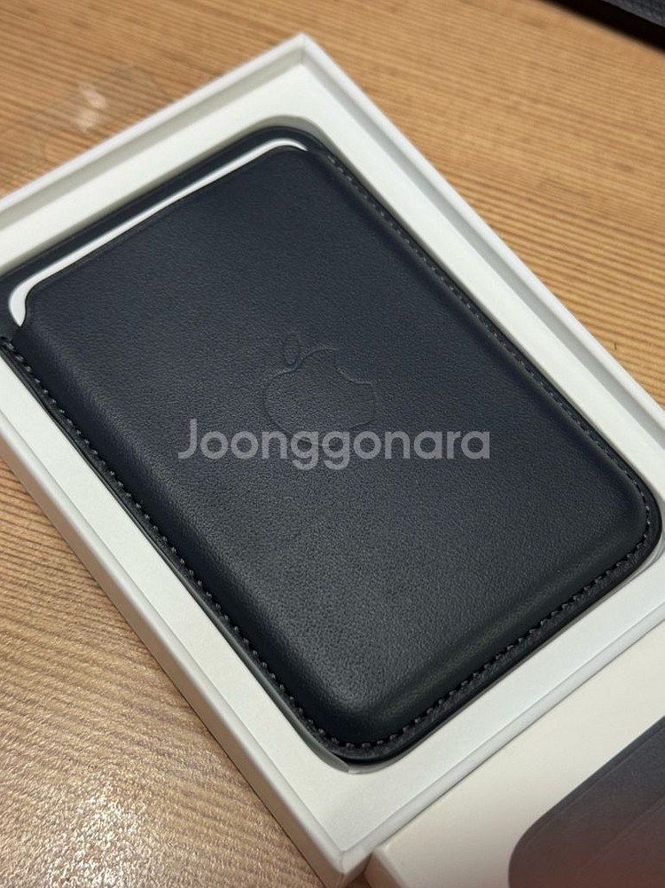 애플 정품 아이폰 가죽 카드지갑 맥세이프 미드나이트--2