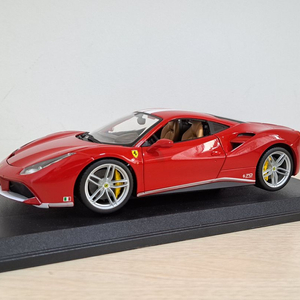 부라고 1:18 페라리 488gtb 다이캐스트