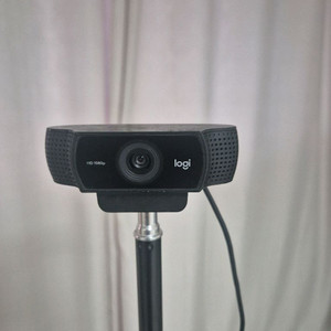 로지텍 웹캠 C922 PRO + 스탠드 2개, 가리개