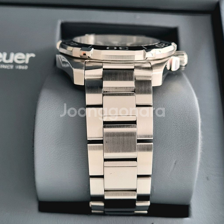 태그호이어 아쿠아레이서 300 41mm 쿼츠--1