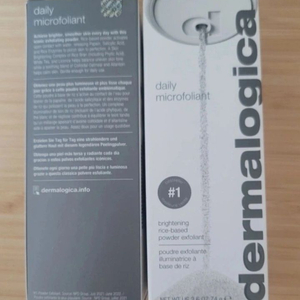 Dermalogica 데일리 마이크로폴리언트
