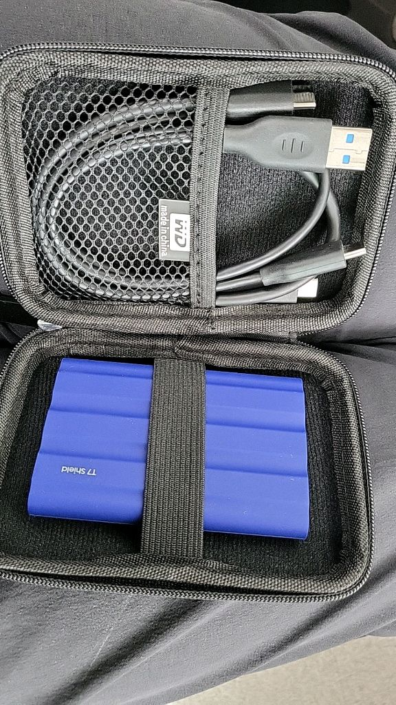 삼성 T7 shield 외장 SSD--0