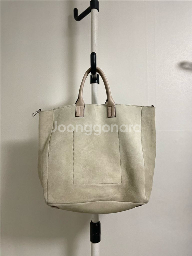 띠어리 스웨이드 토트백입니다--0