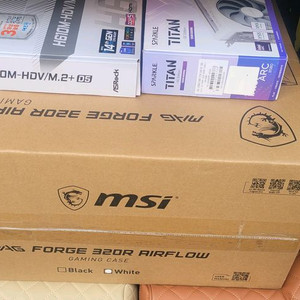 새상품 RTX5060 컴퓨터 방송용 게이밍 컴퓨터
