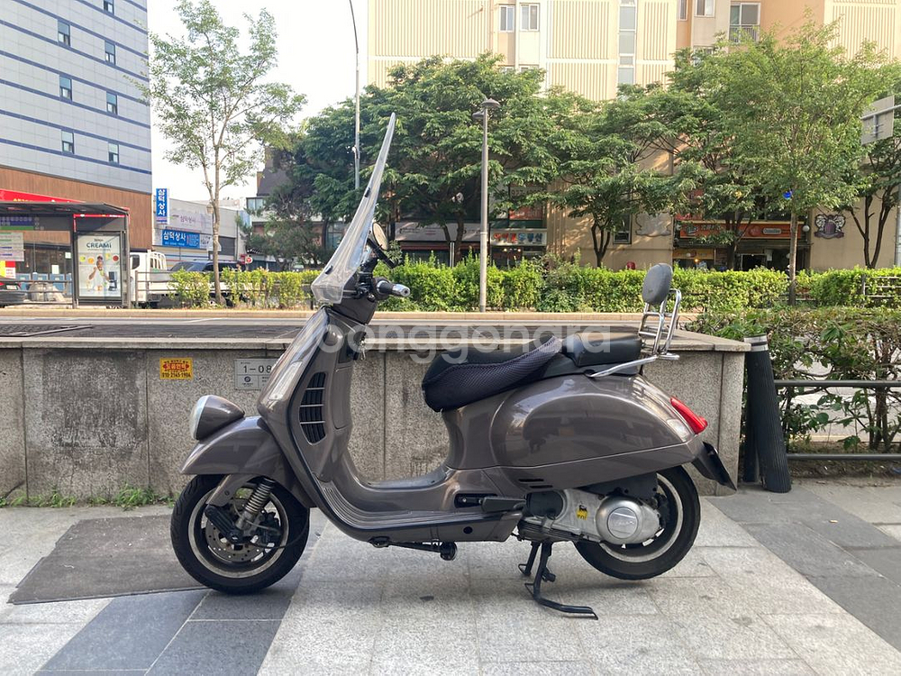 베스파gtv300팝니다--0