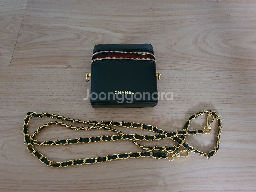 미니 가죽 샤넬 정품 립백(스트랩립폼 새상품)--0