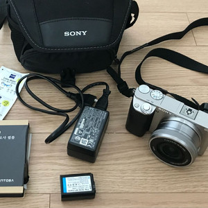 소니 a6000 +번들렌즈(f3.5-5.6/16-50)