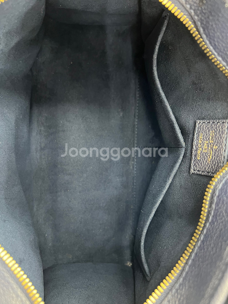 [럭스올 울산점]루이비통 포팽크루 PM 토트겸 숄더백--4