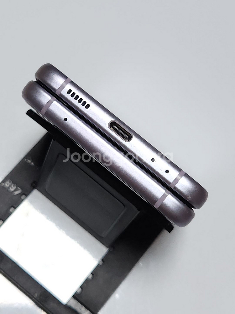 갤럭시Z플립3 256G 무잔상 퍼플 53260--4