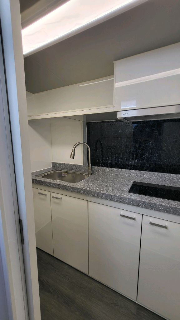 버스캠핑카 정박형 이미지