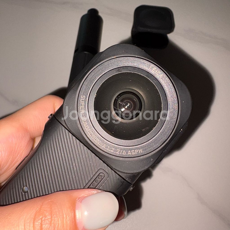 Insta360 ONE RS 360도 카메라 판매--1