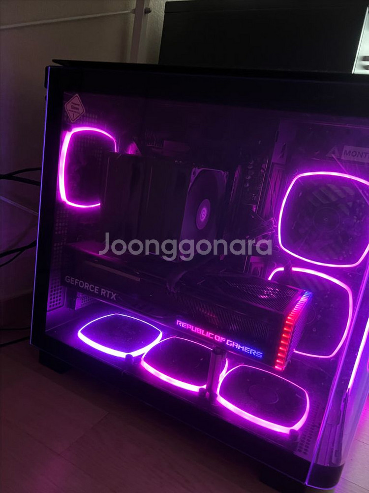 7800X3D ROGSTRIX 4080S 본체 팝니다--1
