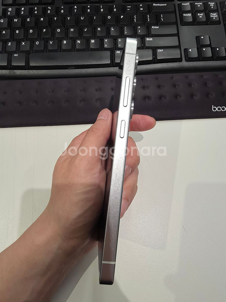 갤럭시 s25 울트라 1tb 화이트 S급 판매합니다.--3