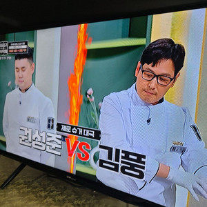 대우 39인치 TV겸 모니터 선명하게 잘나와요
