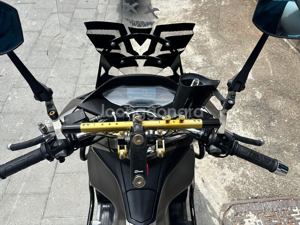 23년식 혼다 pcx125 출퇴근용 판매합니다(세미튜닝--7