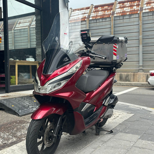 19년식 혼다 pcx125 판매 합니다.