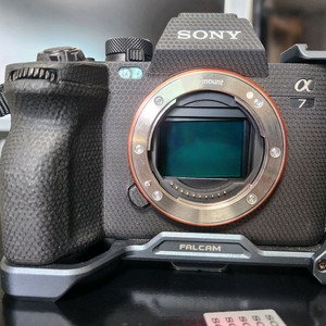 소니 a7m4
