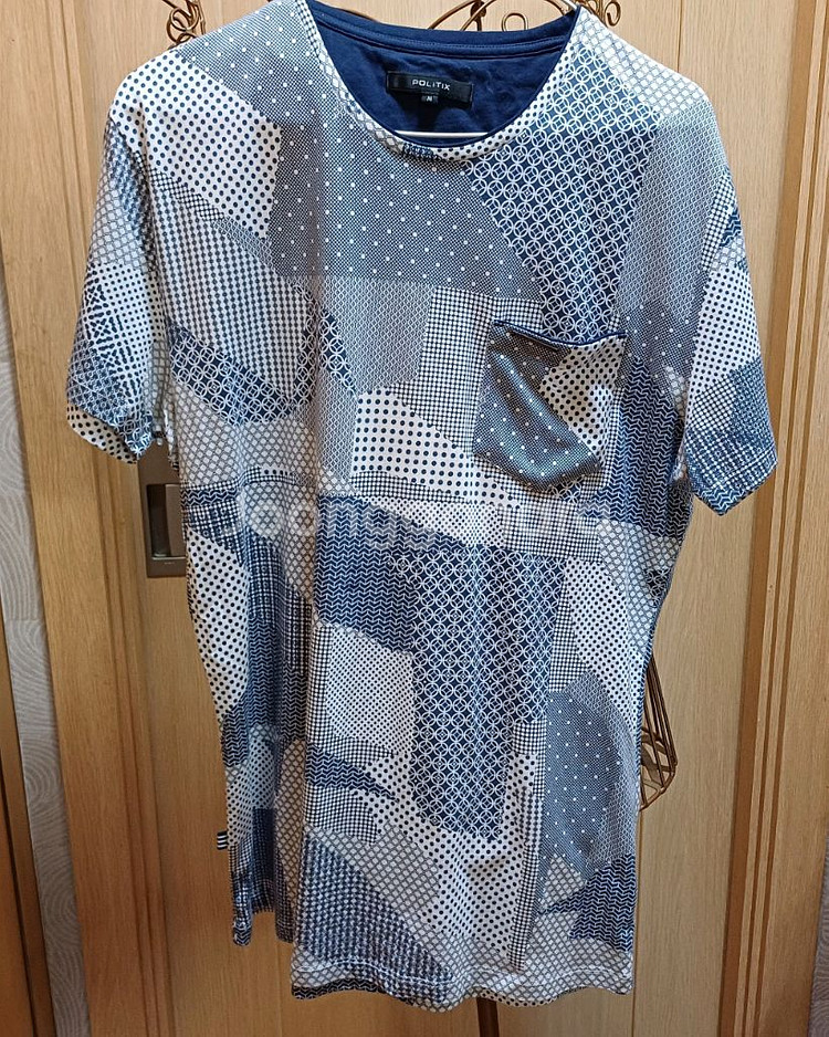POLITIX 폴리틱스 반팔 티셔츠 M size--1