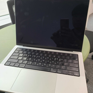 맥북프로 14인치(M1 Pro, 16GB/512GB)