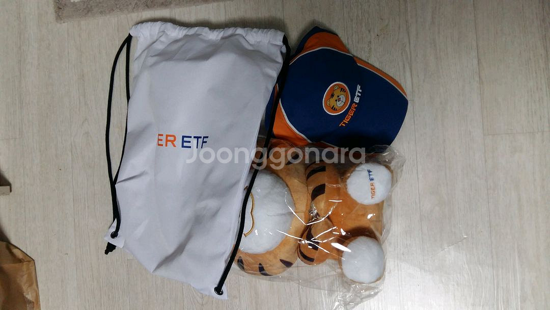미래에셋 타이거 ETF 모자 등--0