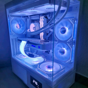 7800x3d & 5070 화이트 컴퓨터 본체 (서울)