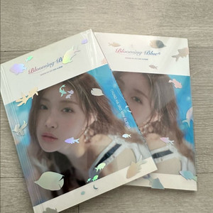 청하 Blooming Blue 앨범
