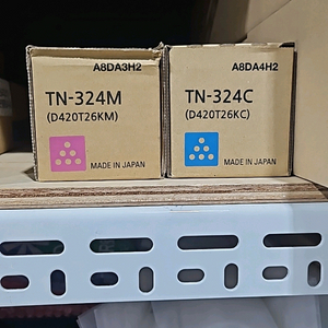 미놀타 tn324 미사용컬러토너팝니다(정품, 택배포함)