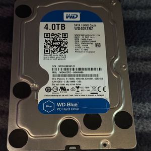 WD Blue 4tb 하드디스크 팝니다.
