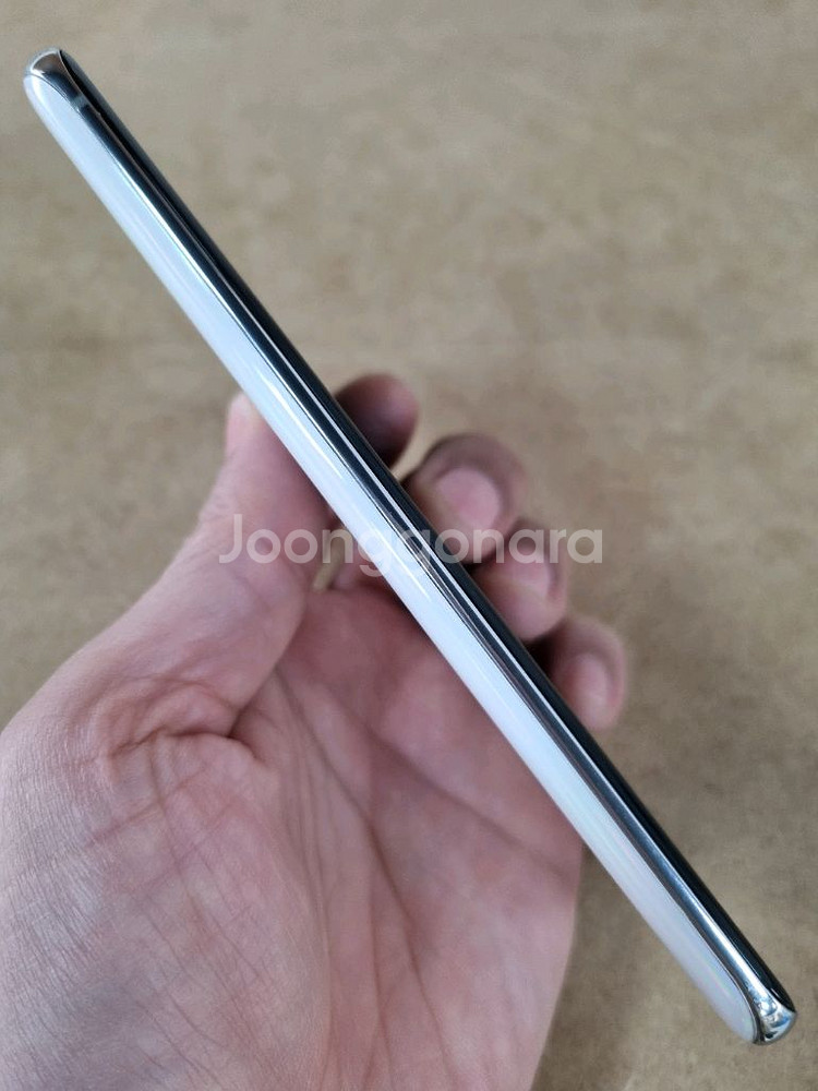 갤럭시S20 화이트 128GB 자급제공기계 중고폰--5