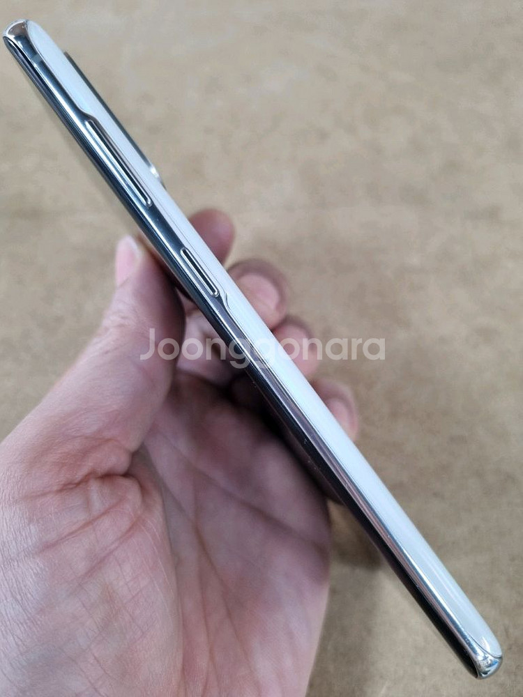 갤럭시S20 화이트 128GB 자급제공기계 중고폰--4