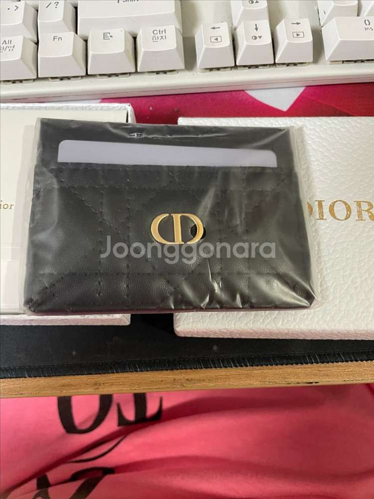 디올카드지갑--0