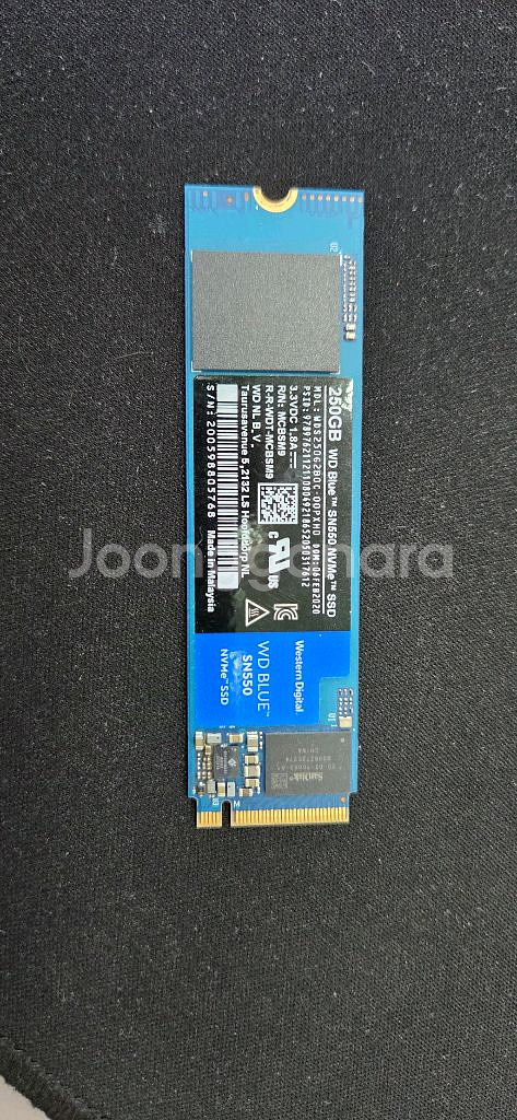 WD Blue SN550 250GB NVMe SSD--0