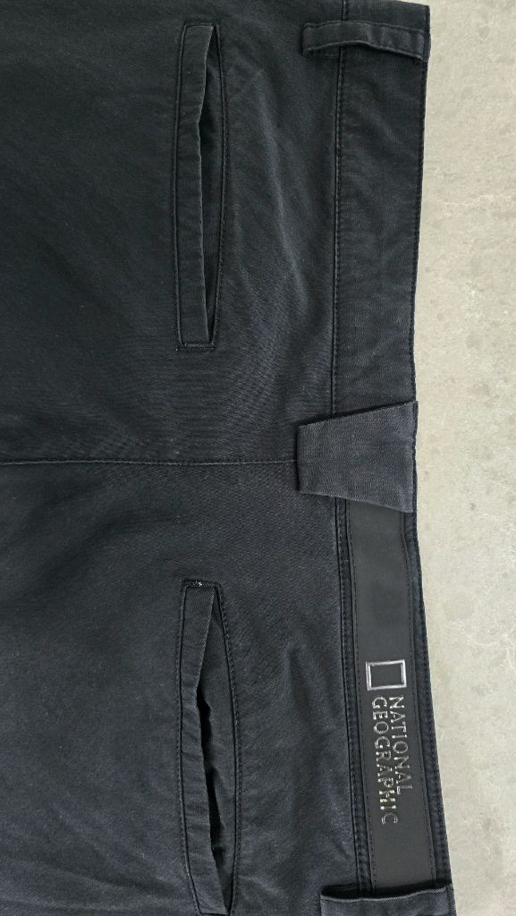 내셔널지오그래픽 남성 니제르 절개 테이퍼드 팬츠 N1--6