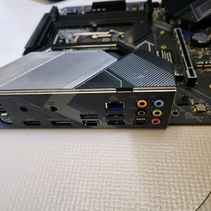 애즈락 z490 메인보드 팝니다