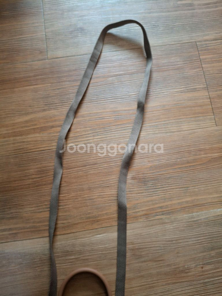 버버리 휴대폰 가방 팝니다--3