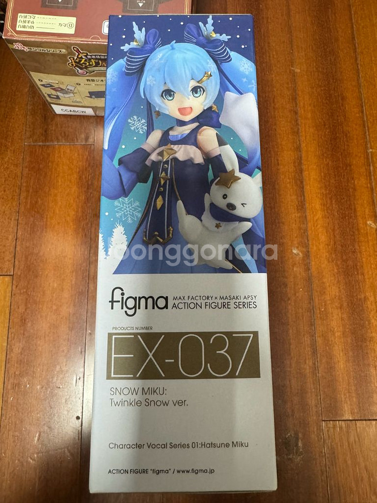 figma 하츠네미쿠 유키미쿠 피규어 미개봉--7