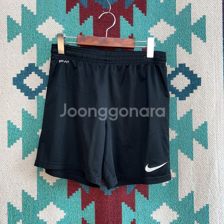 [26~28인치] 나이키 여자 드라이핏 런닝 반바지--0