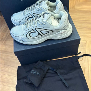 디올 B30 스니커즈