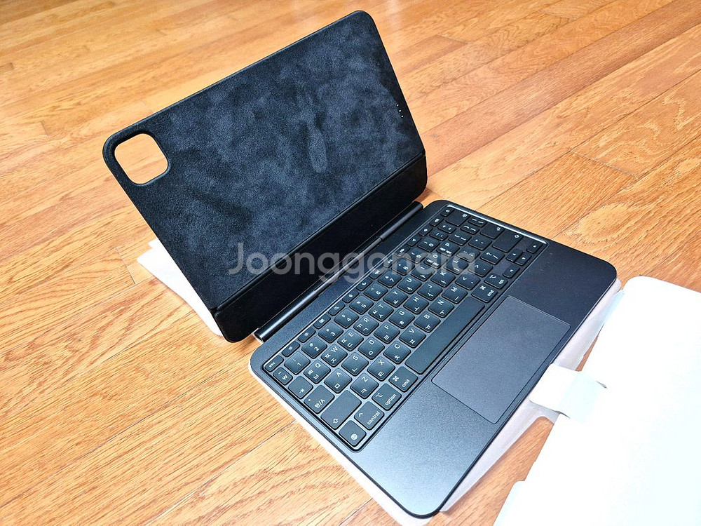 Apple 매직 키보드 iPad Pro 11 M4모델--1