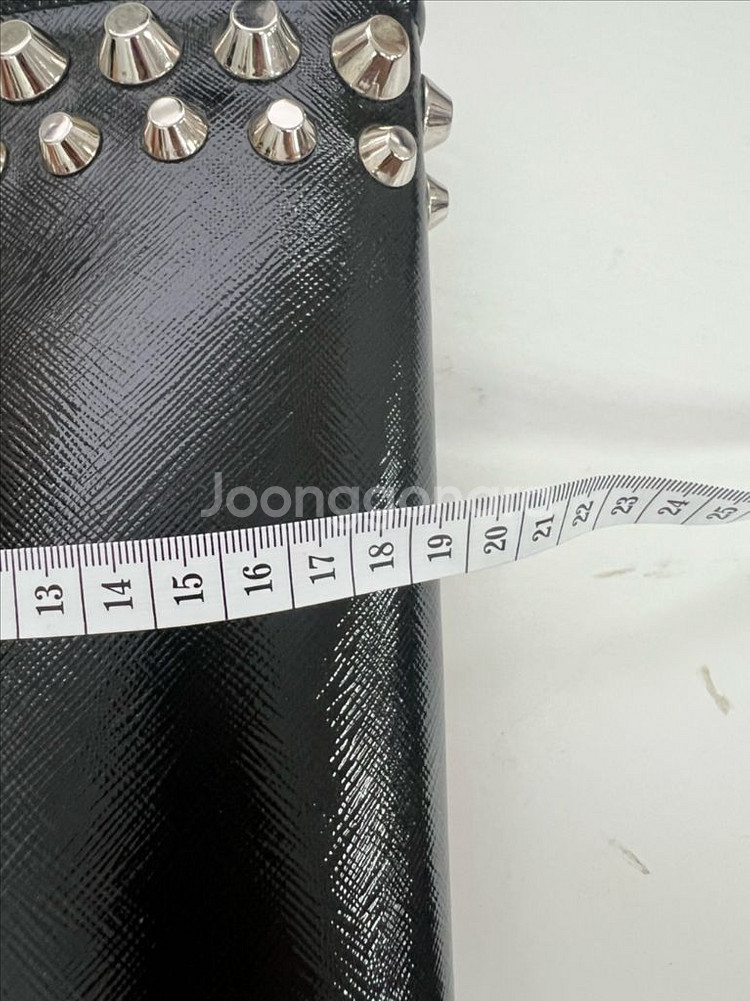 정품) 프라다 스터드 클러치백 풀구성--9