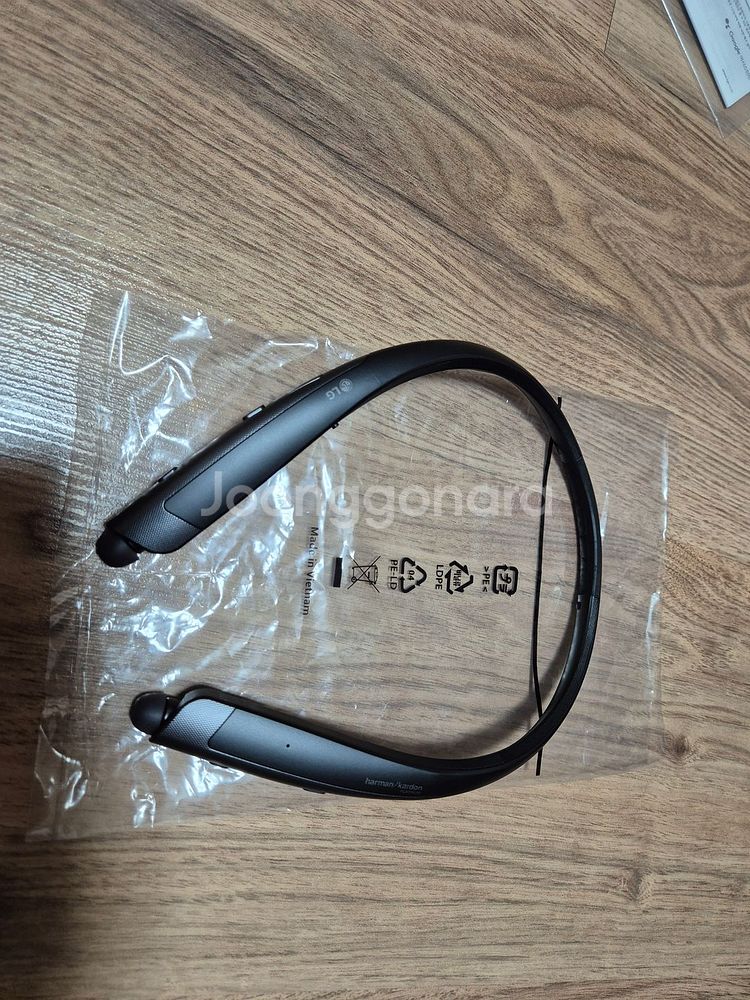 [이어폰] LG 넥밴드 무선 이어폰 HBS-2000--4