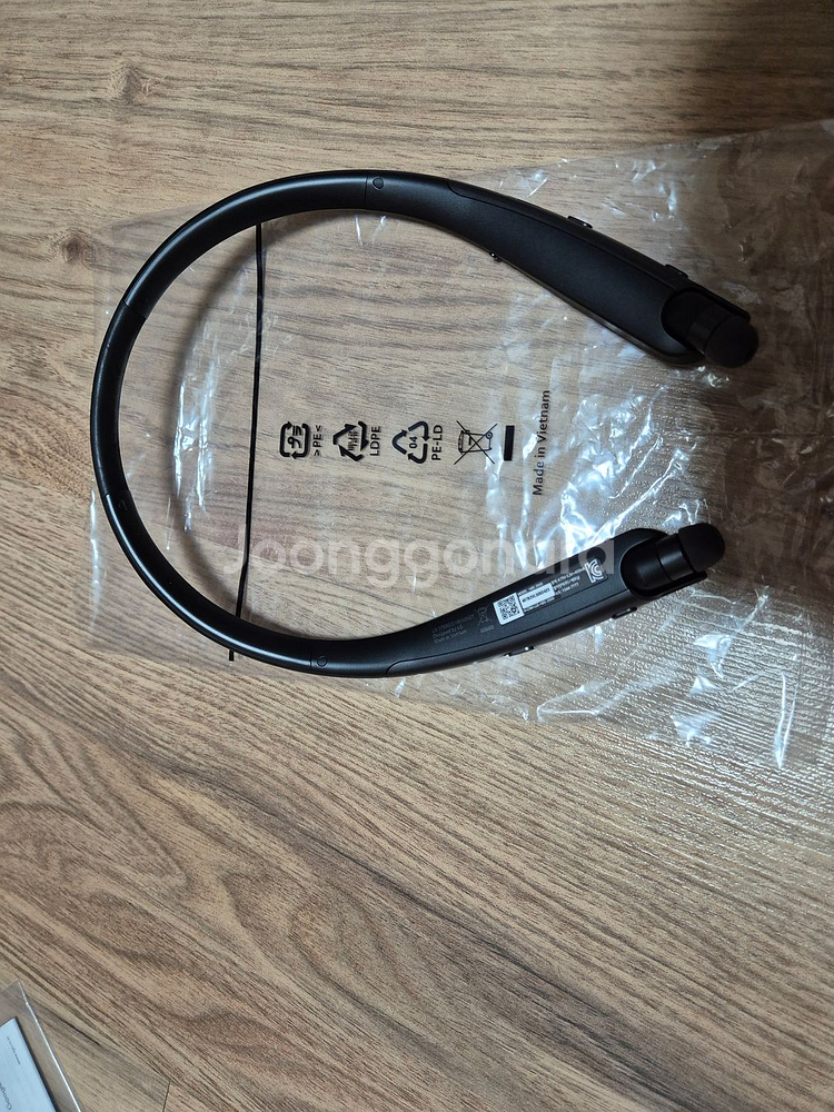 [이어폰] LG 넥밴드 무선 이어폰 HBS-2000--5