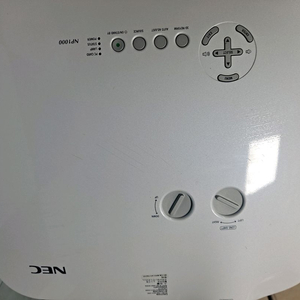 NEC NP1000 빔 프로젝터