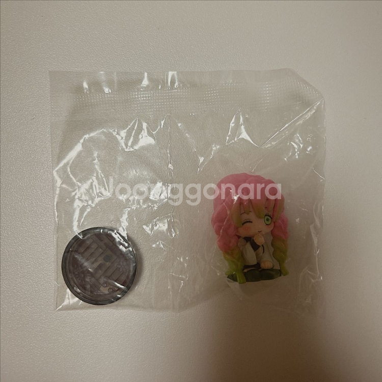 귀멸의 칼날 미츠리 가챠 피규어--1