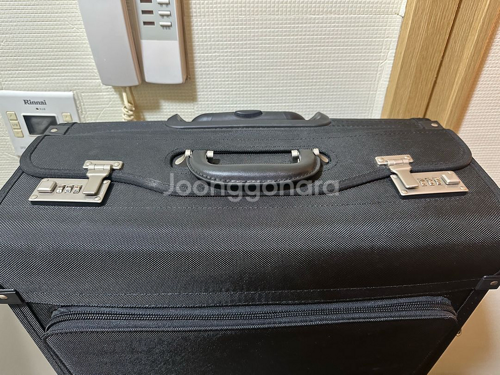 아시아나항공 남자용 캐리어 팝니다--2
