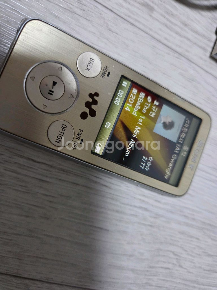 소니 mp3플레이어 팝니다--0