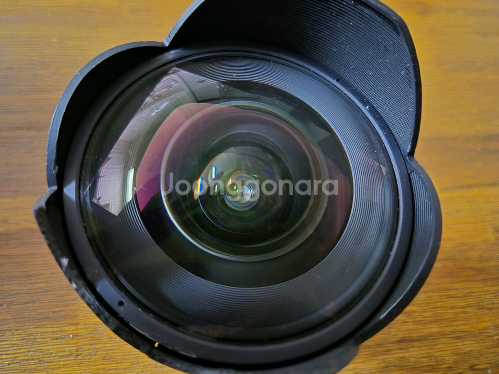 삼양 14mm 2.8 수동(구형) 캐논용(후드 파손)--3